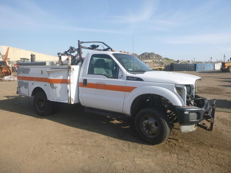 2014-ford-f350-image-2