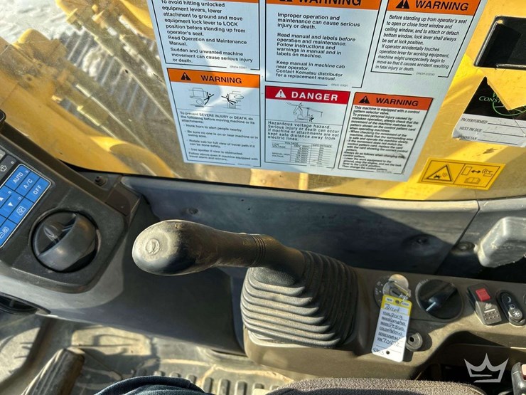 2013-komatsu-pc360-image-21