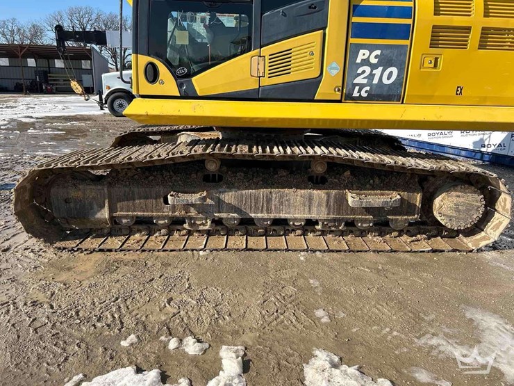 2013-komatsu-pc210-image-27