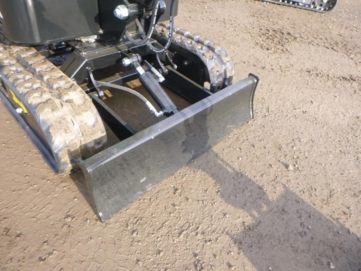 agt-mh12rx-hydraulic-excavator-image-16