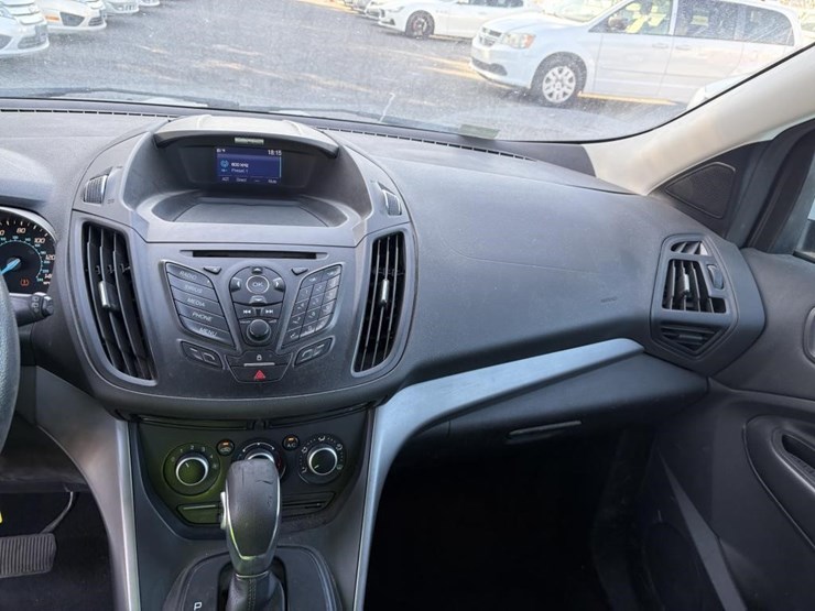 2014-ford-escape-image-13