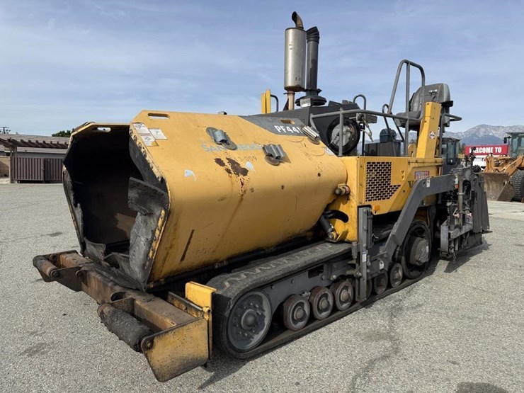 2016-volvo-blaw-knox-pf-4410b-asphalt-paver-image-46