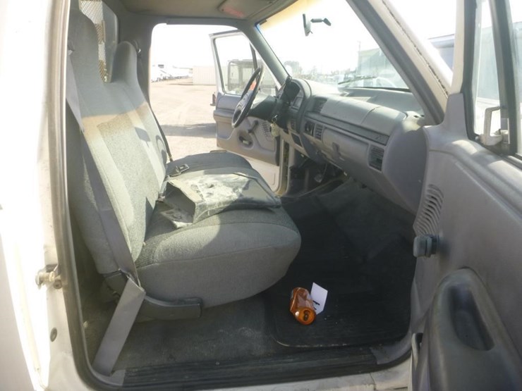 1996-ford-f450-image-11