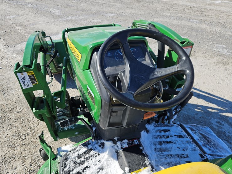 2018-john-deere-1023e-image-14