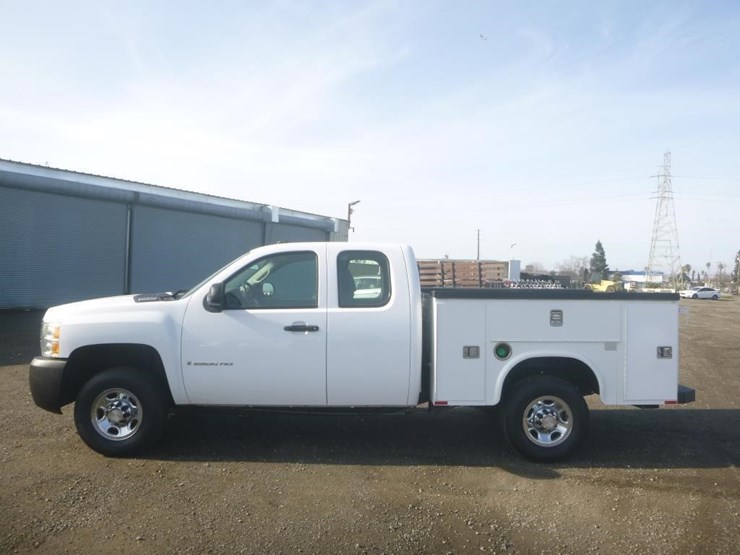 2009-chevrolet-2500-image-5
