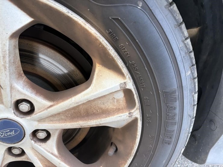 2014-ford-escape-image-27