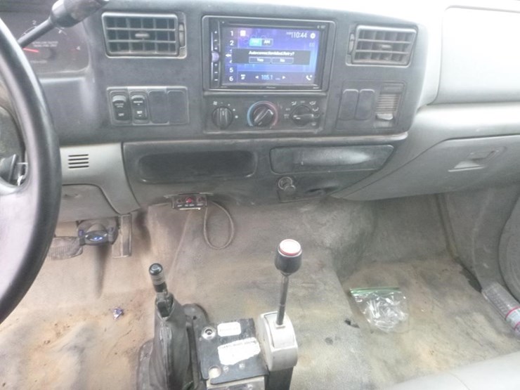 2008-ford-f650-image-16