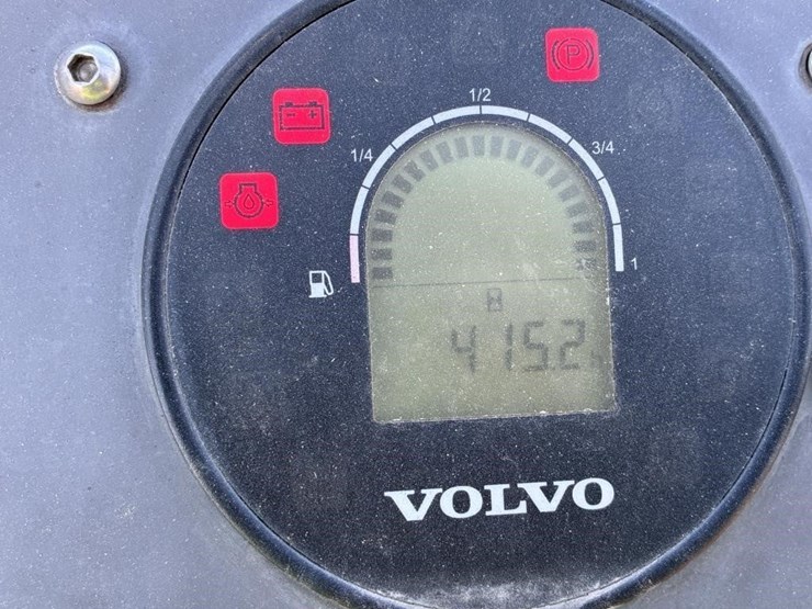 2018-volvo-dd25b-image-18