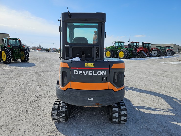 2024-develon-dx42-7-image-18