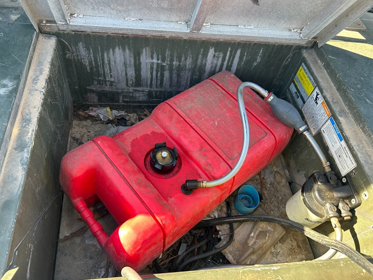 #37992-•-alumacraft-fishing-boat-w/-trailer-acbg8400h112-image-9