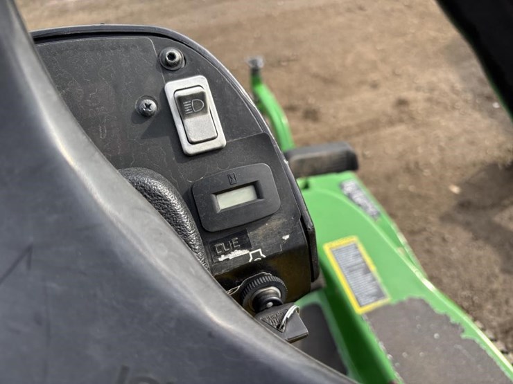 2010-john-deere-2010-image-16