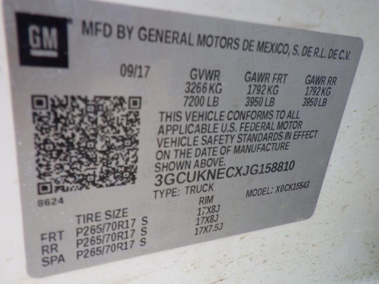 2018-chevrolet-1500-image-16