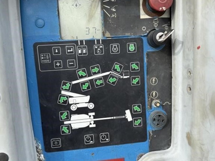 genie-s-80j-boom-lift-image-17