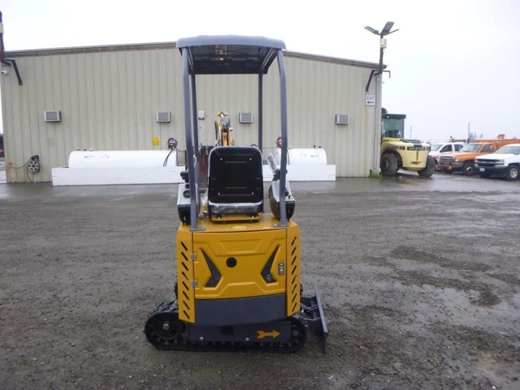 agt-mx12rx-hydraulic-excavator-image-8