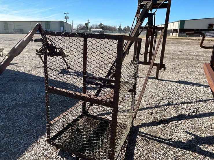 #38037-•-3pt-boom-lift-w/personnel-basket-image-4