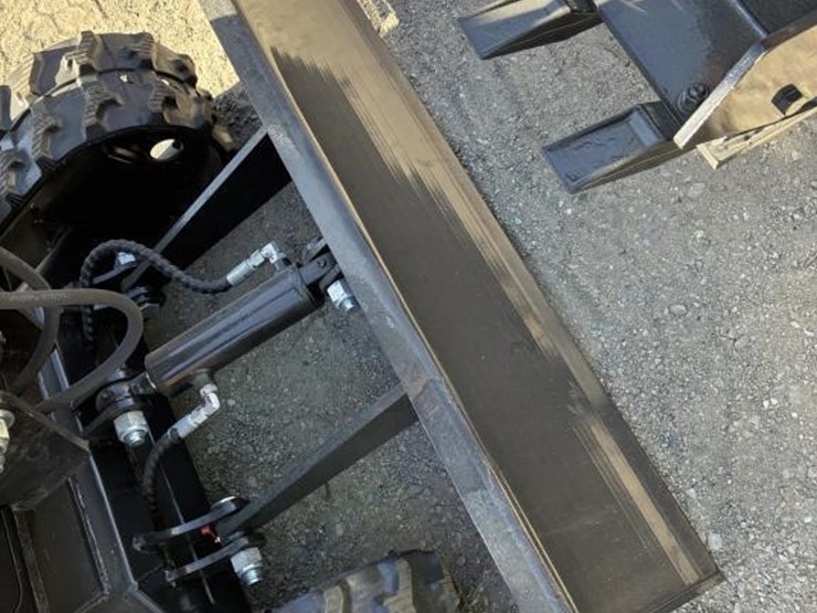 2025-vicsec-vc15-hydraulic-excavator-image-11