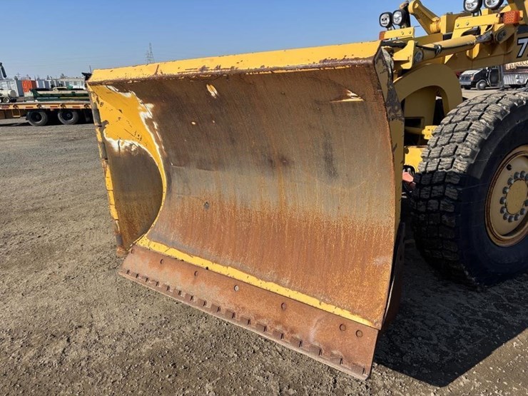 2008-deere-772d-image-15