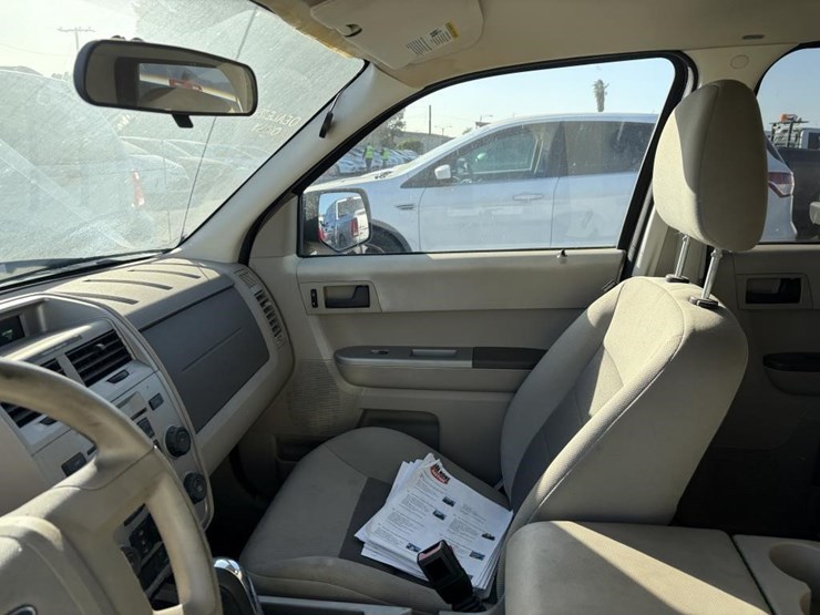 2008-ford-escape-hybrid-image-13