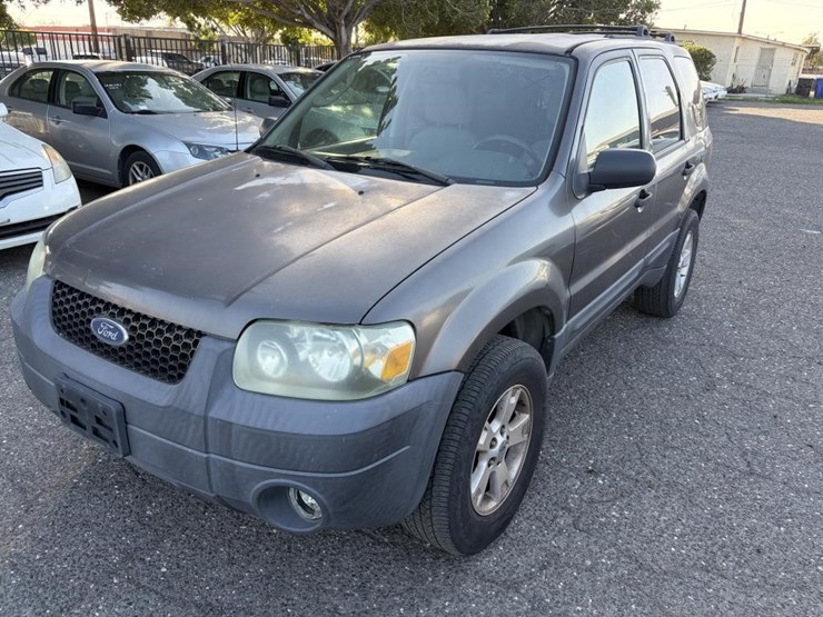 2006-ford-escape-xlt-image-1