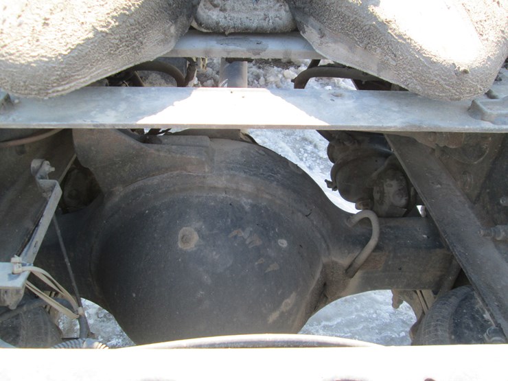 2013-international-8600-image-10