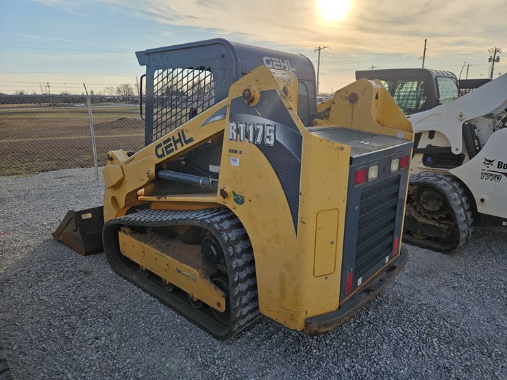 2017-gehl-rt175-image-18