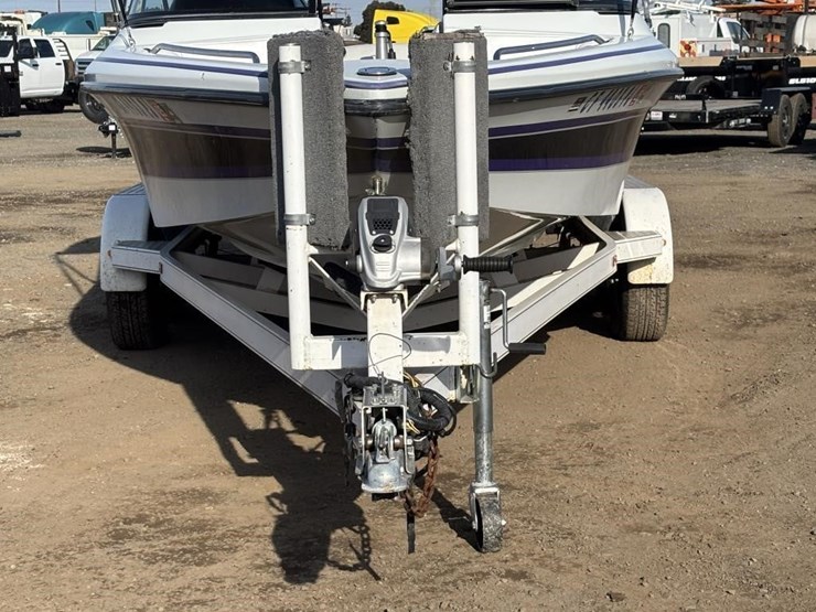 1998-unknown-trailer-image-39