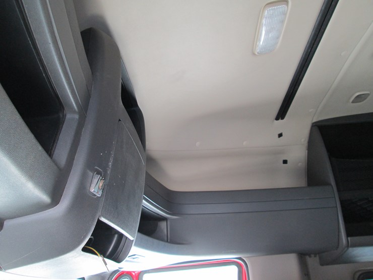 2017-international-prostar-image-31