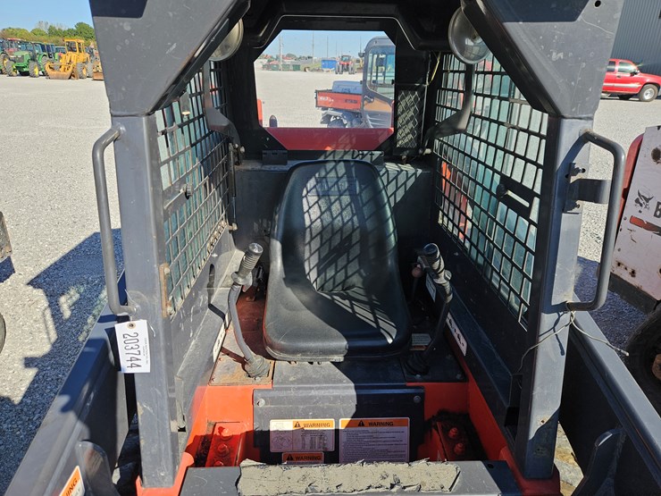 2004-thomas-135-image-7