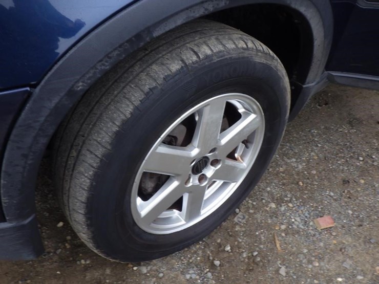 2004-volvo-xc90-image-13