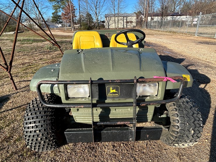 john-deere-gator-image-1