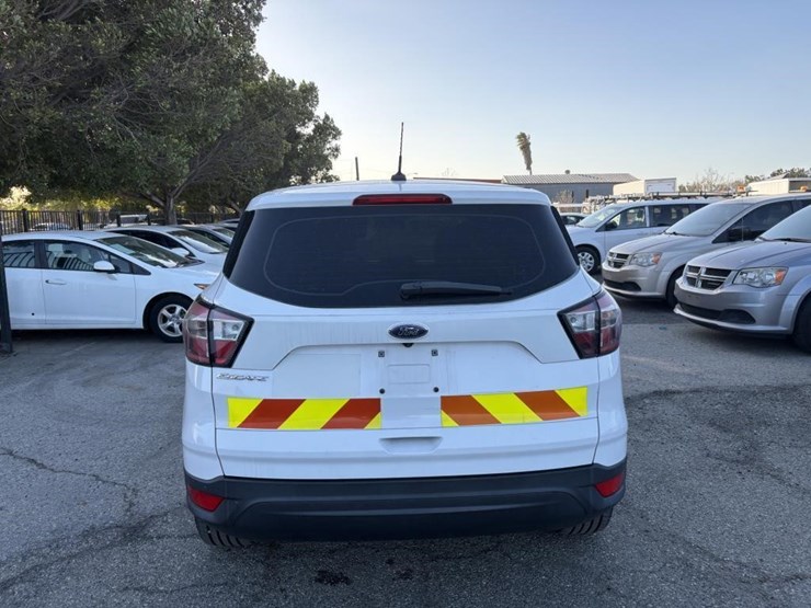 2017-ford-escape-image-6