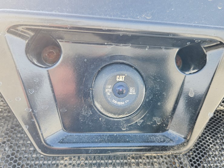 2023-caterpillar-926m-image-19