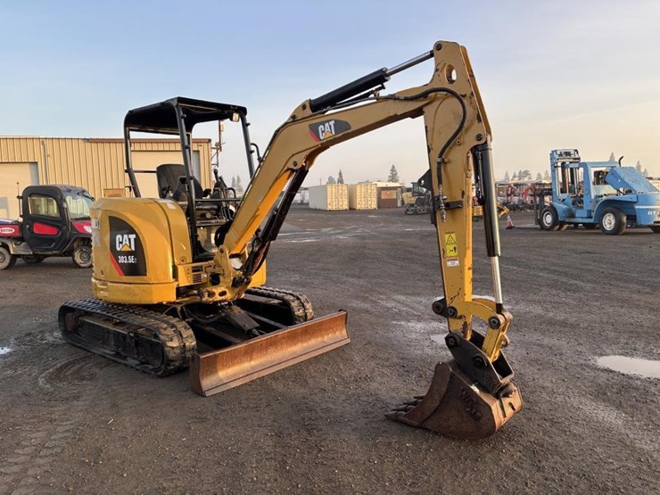 2018-caterpillar-303-image-2