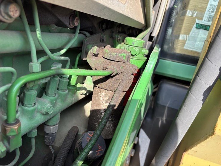 2005-john-deere-7220-image-42