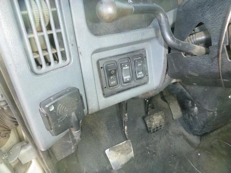 2004-international-7400-image-9