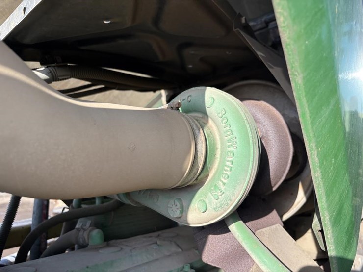 2005-john-deere-7220-image-52