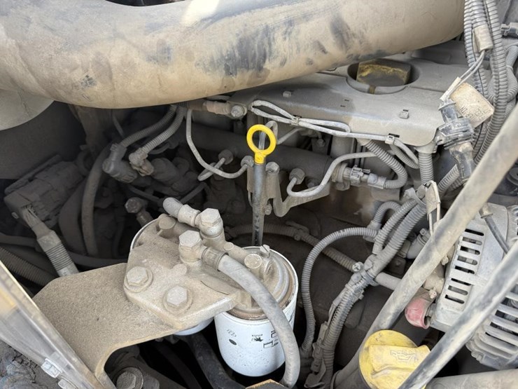 2016-volvo-blaw-knox-pf-4410b-asphalt-paver-image-9