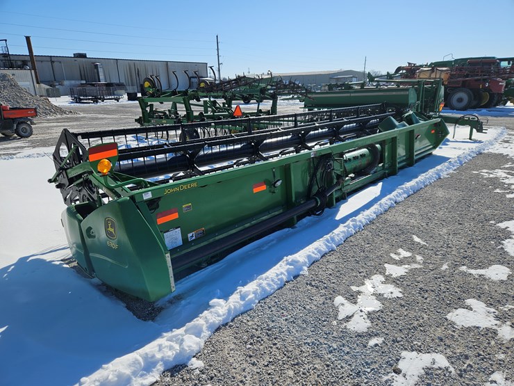 2014-john-deere-630f-image-8