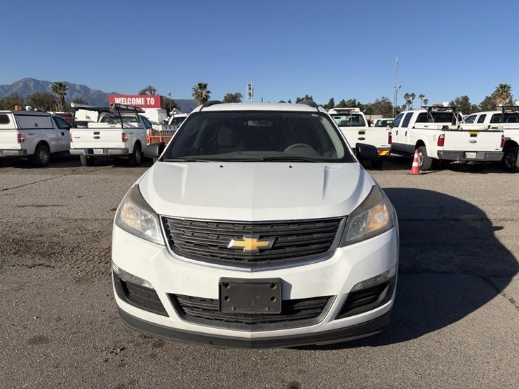 2017-chevrolet-traverse-image-5