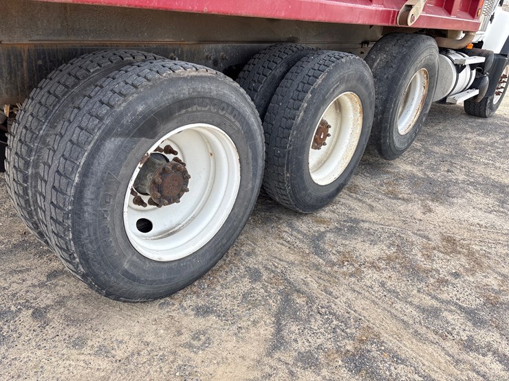 #31986-•-2007-mack-cv713-dump-truck-image-6