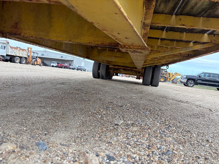 #30970-•-1999-crosley-30ft-equipment-trailer-image-9