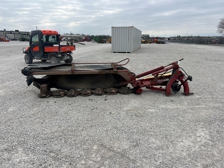 2016-new-holland-h6750-image-2