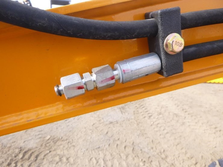 2026-vicsec-vc15-hydraulic-excavator-image-14