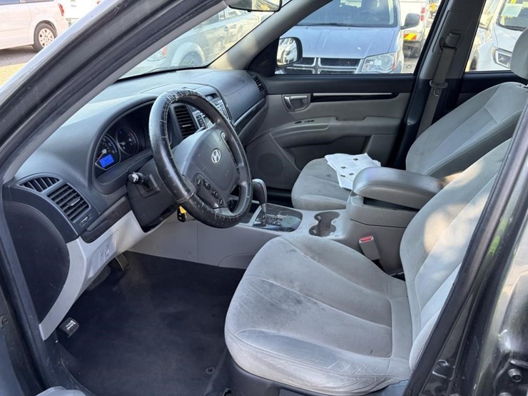 2009-hyundai-santa-fe-image-9