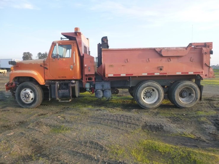 2001-international-2574-image-5