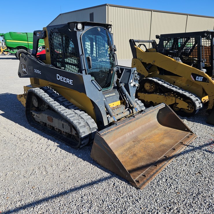 2021 DEERE 325G