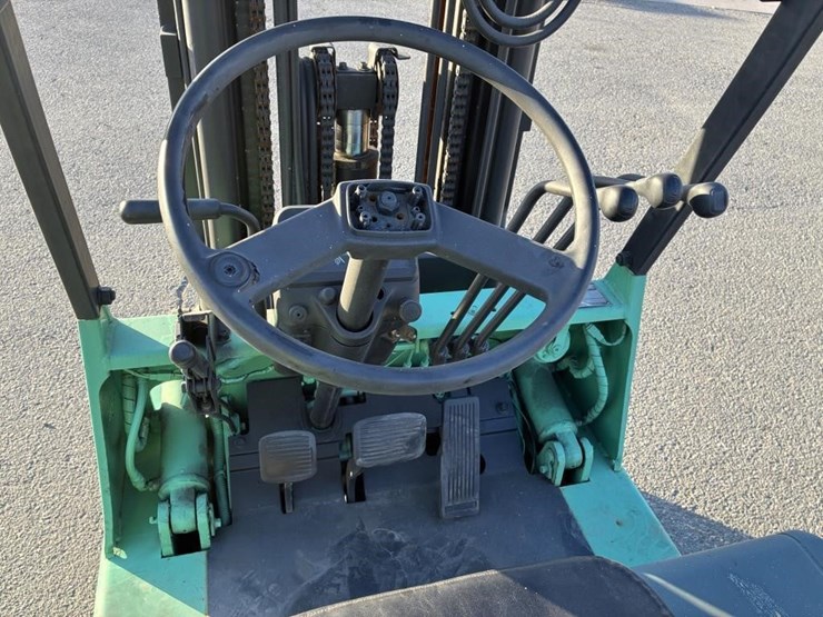 mitsubishi-fgc25-image-15