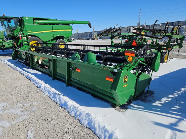 2014-john-deere-630f-image-5