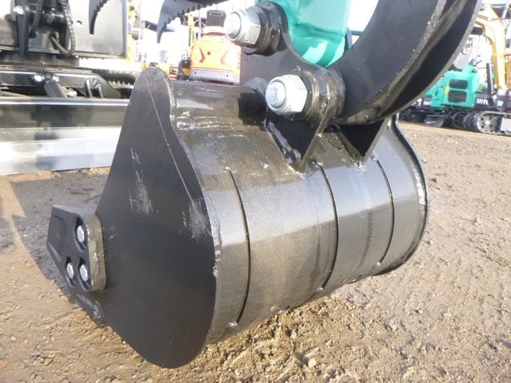 agt-qh12r-hydraulic-excavator-image-10