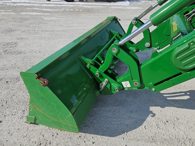 2020-john-deere-6145m-image-6
